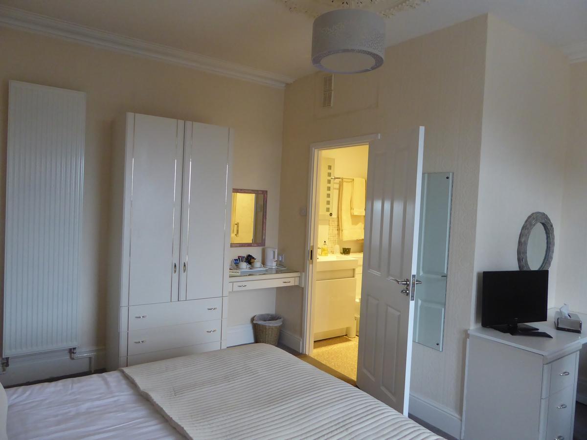 Woodlands Guest House Saundersfoot Esterno foto