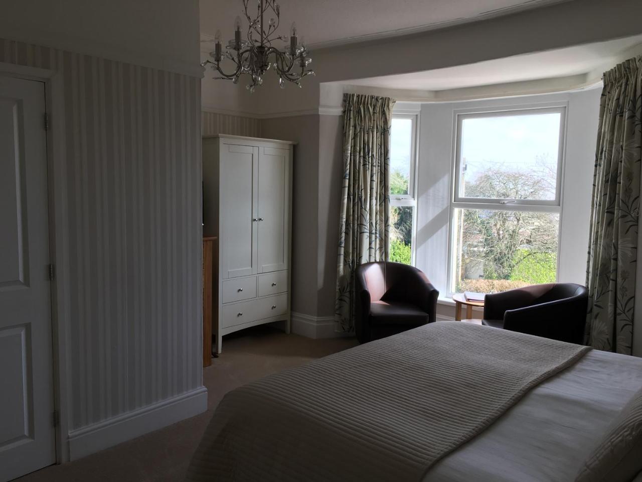 Woodlands Guest House Saundersfoot Esterno foto