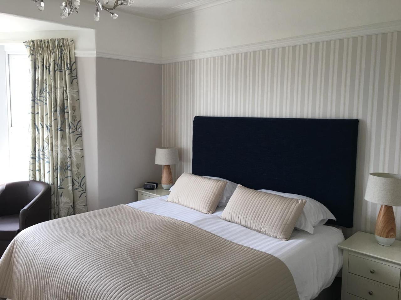 Woodlands Guest House Saundersfoot Esterno foto