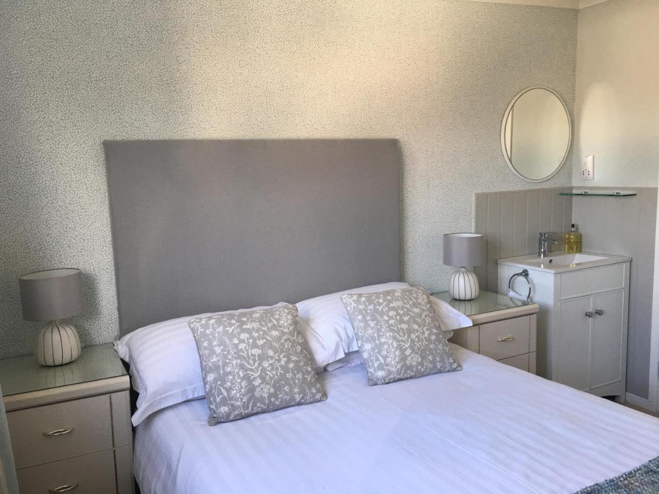 Woodlands Guest House Saundersfoot Esterno foto