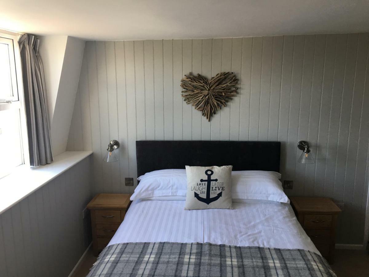 Woodlands Guest House Saundersfoot Esterno foto